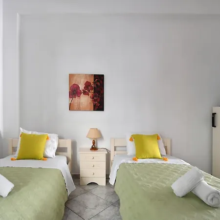 White Paros Lägenhet