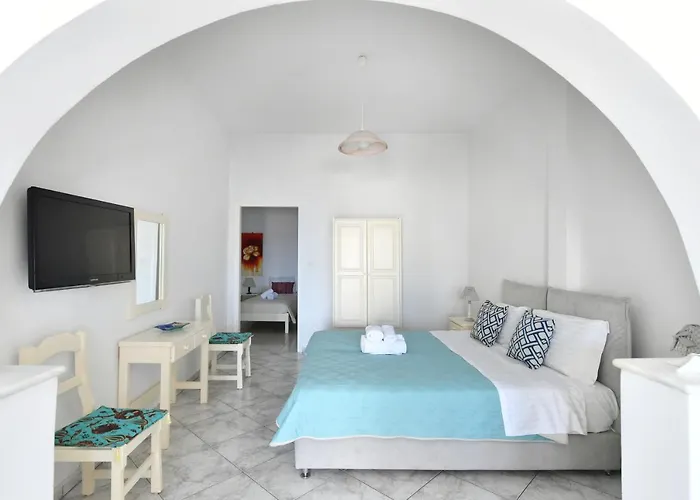 White Paros Daire *