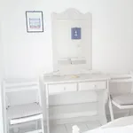 White Paros Náusza