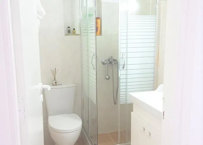 White Paros * Náusza