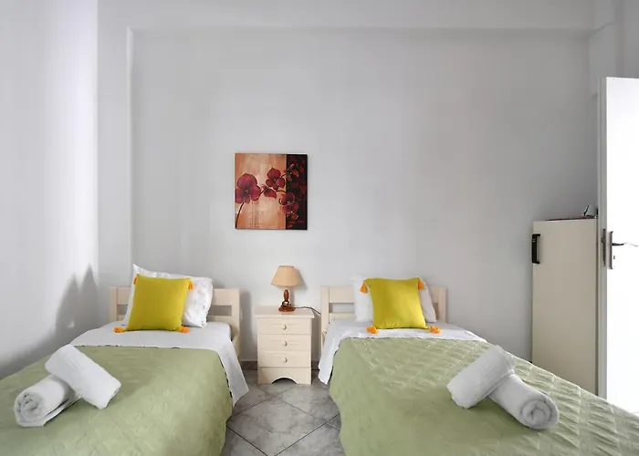 White Paros Apartman